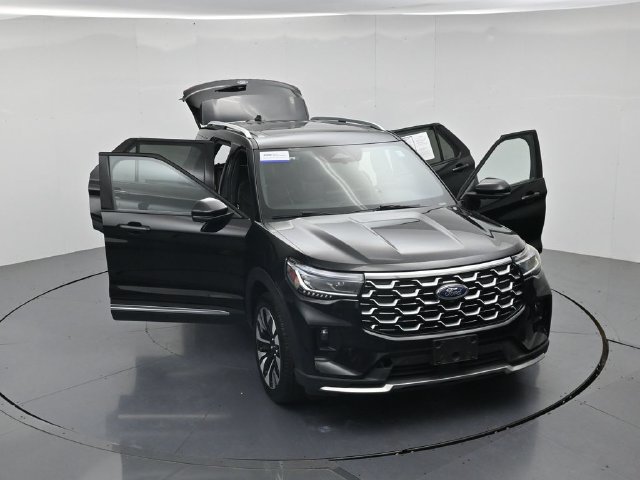 Certified 2025 Ford Explorer Platinum w/ LUX Leather Package AWD/4WD image 53