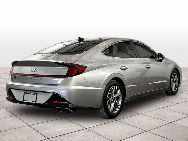 Used 2020 Hyundai Sonata SEL w/ Premium + Sunroof Package FWD image 11