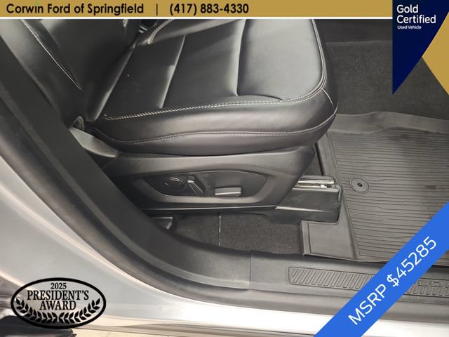 Certified 2023 Ford Explorer XLT w/ Equipment Group 202A AWD/4WD image 11