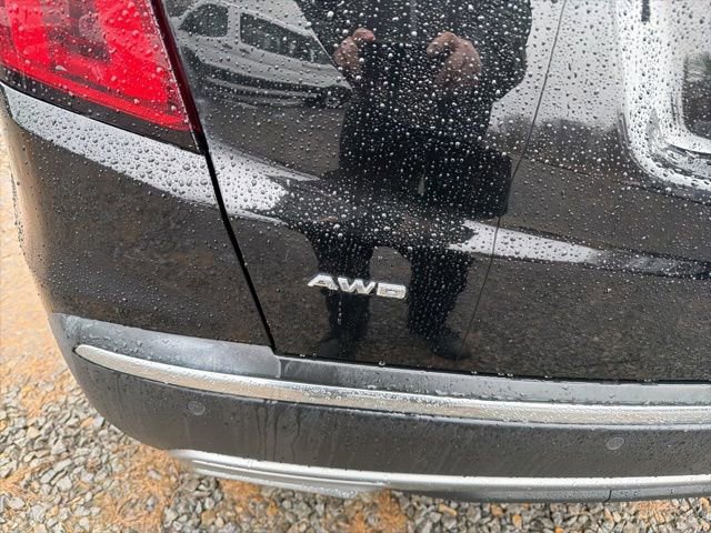 Used 2023 Cadillac XT5 Premium Luxury image 8