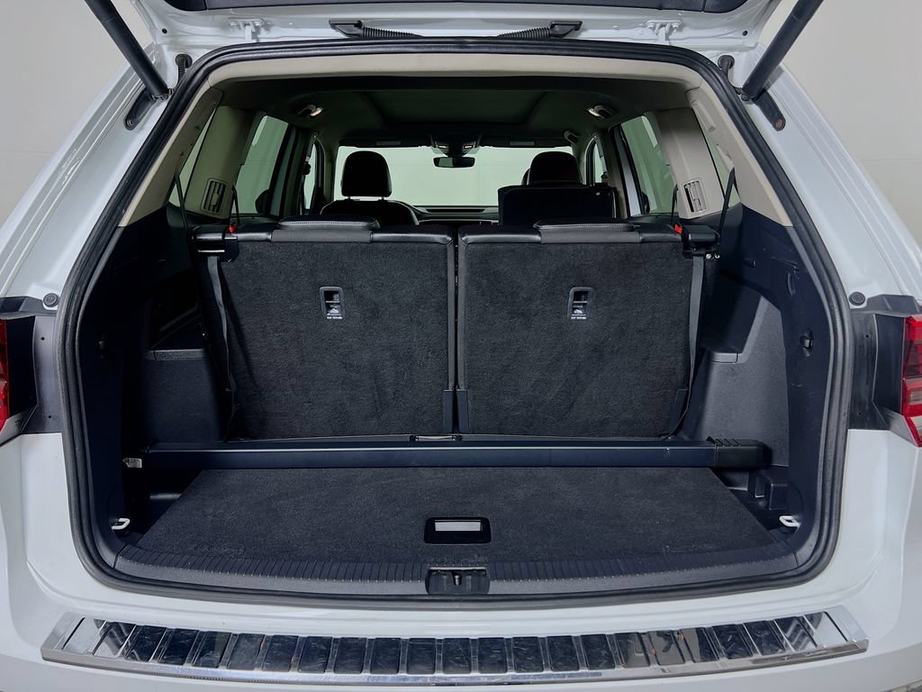 Used 2019 Volkswagen Atlas SEL Premium AWD/4WD image 32