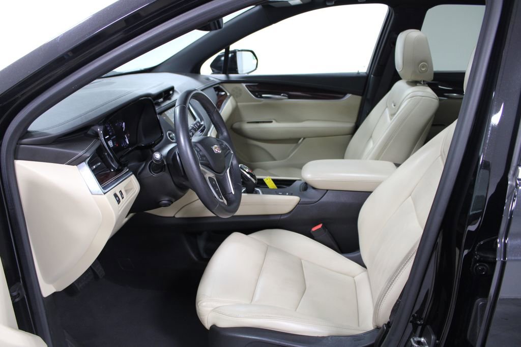 Used 2018 Cadillac XT5 Premium Luxury FWD image 23