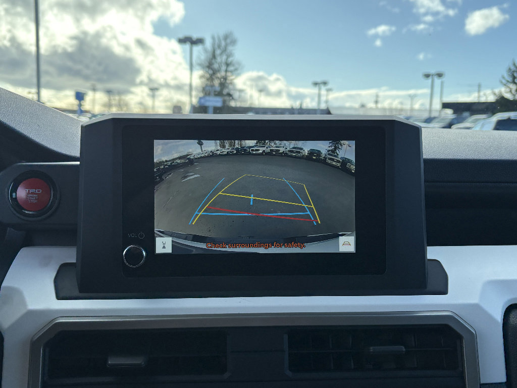 Used 2024 Toyota Tacoma TRD Off-Road AWD/4WD image 31