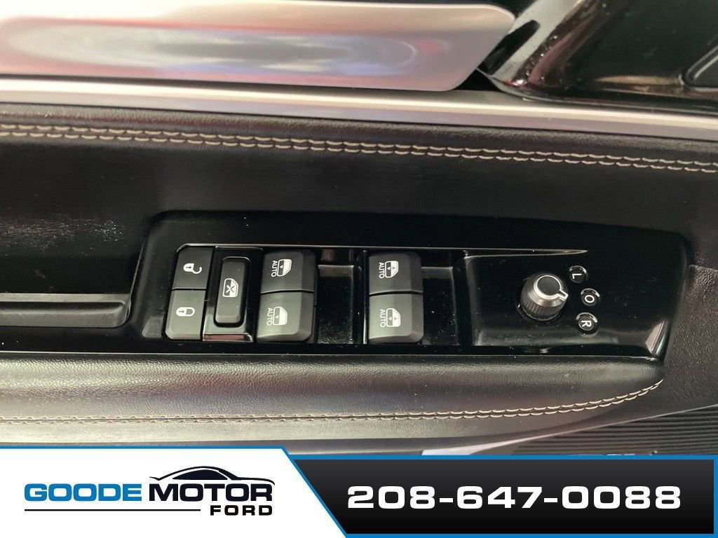 Used 2024 Jeep Wagoneer Series III image 10