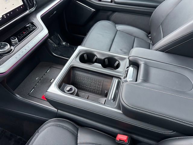 Certified 2025 Ford Expedition Max Platinum w/ Stealth Performance Package image 28