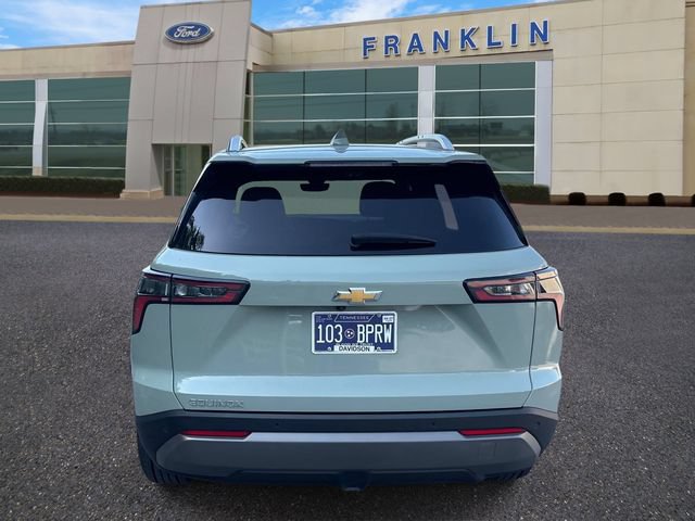 Used 2025 Chevrolet Equinox LT w/ Convenience Package II FWD image 6