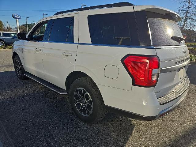 Certified 2023 Ford Expedition XLT image 3