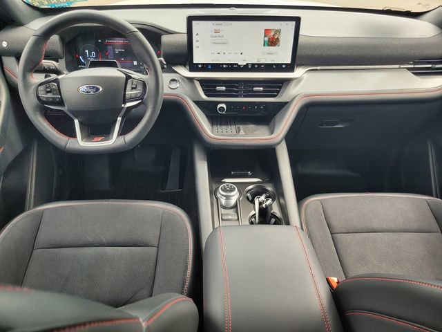 Certified 2025 Ford Explorer ST image 14