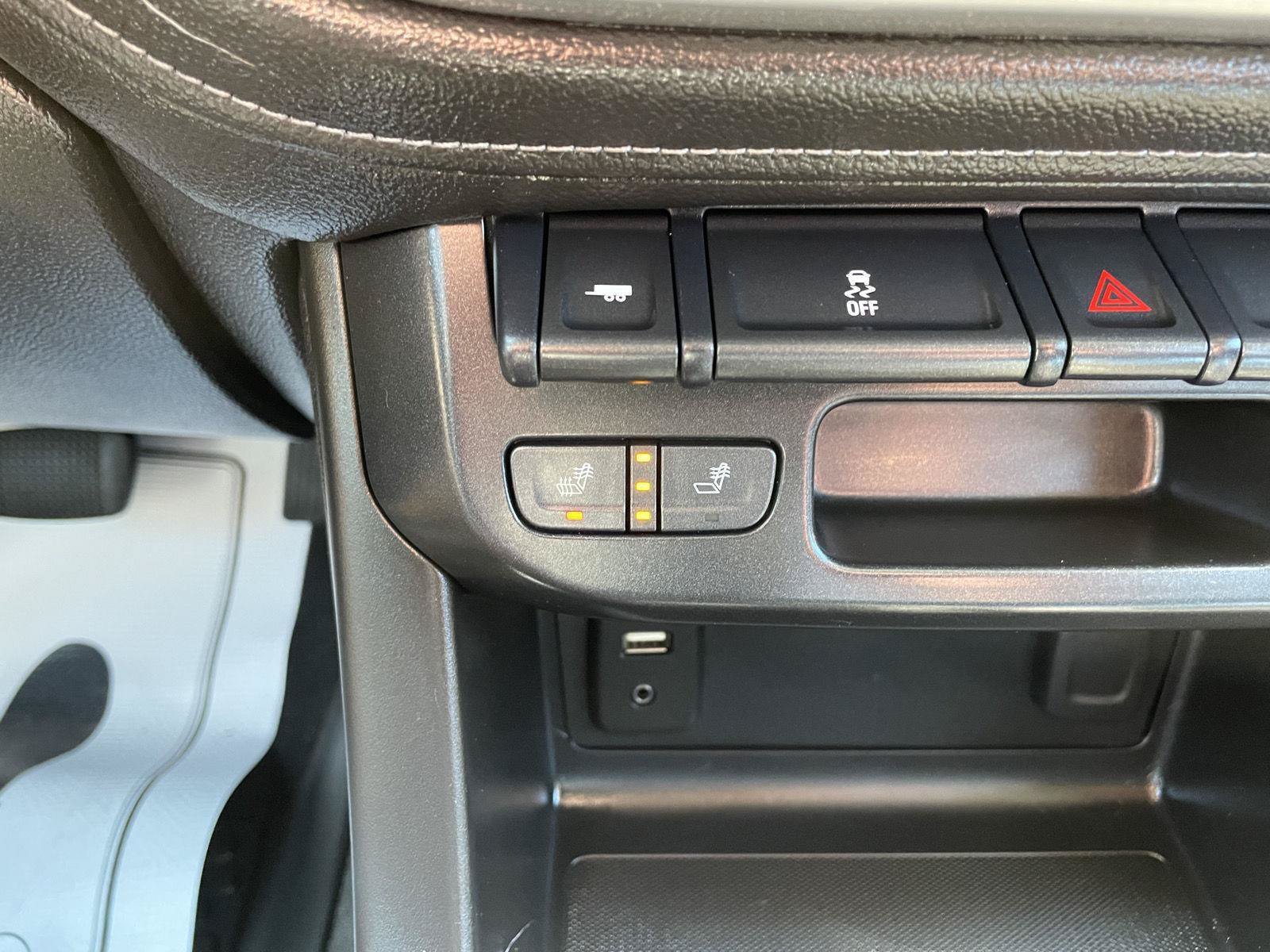 Used 2018 GMC Canyon SLT w/ Driver Alert Package AWD/4WD image 28