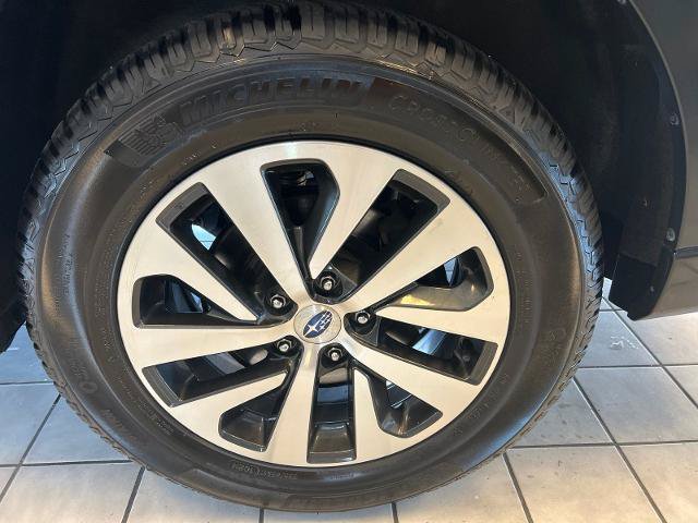 Used 2022 Subaru Outback Premium AWD/4WD image 28