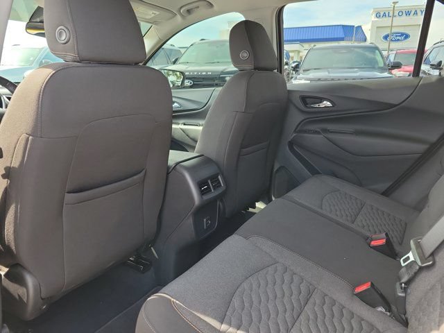 Used 2021 Chevrolet Equinox LT AWD/4WD image 17