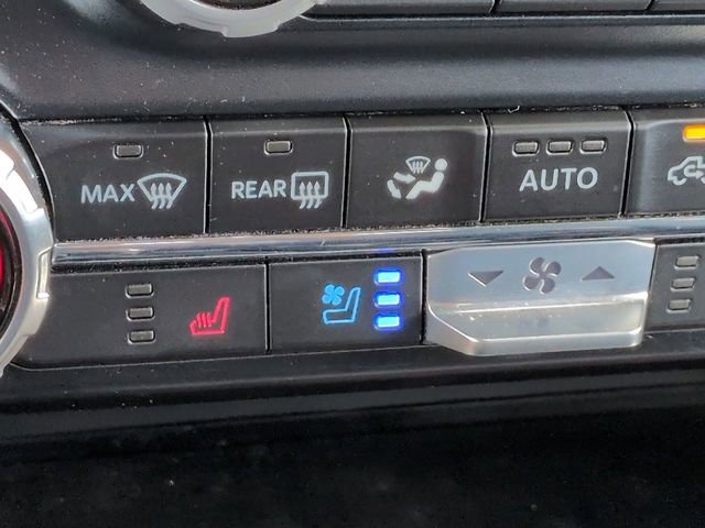 Certified 2023 Ford F150 Lariat w/ Equipment Group 502A High RWD image 22