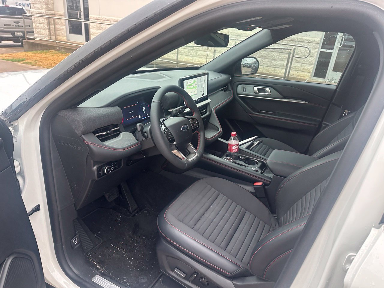 Certified 2026 Ford Explorer ST-Line w/ ST-Line Street Pack RWD image 5