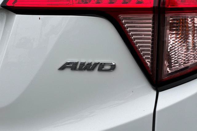 Used 2018 Honda HR-V LX image 35