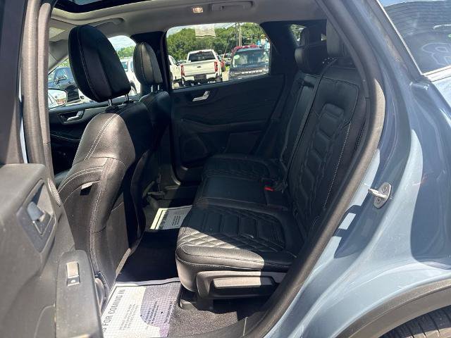 Certified 2023 Ford Escape Platinum w/ Premium Technology Package AWD/4WD image 22