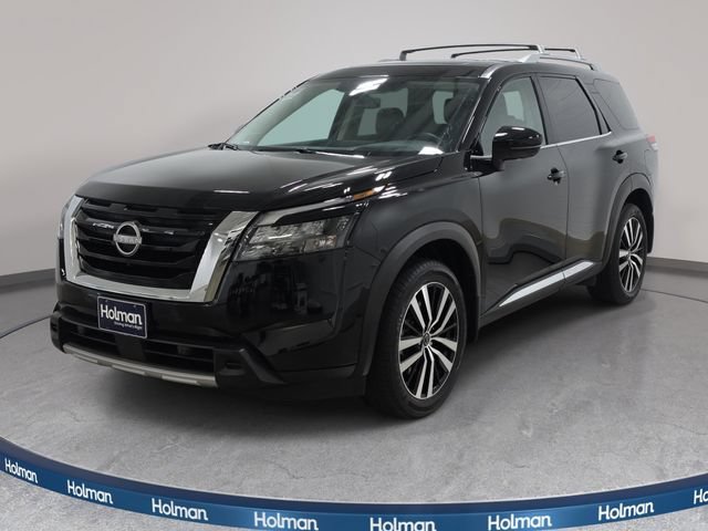 Used 2025 Nissan Pathfinder Platinum w/ Cargo Package
