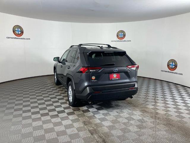 Used 2019 Toyota RAV4 LE w/ Carpet Mat Package AWD/4WD image 22