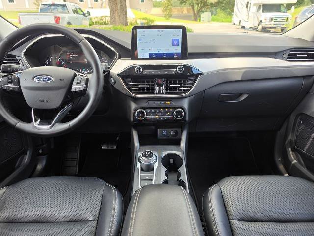 Certified 2022 Ford Escape SEL FWD image 16