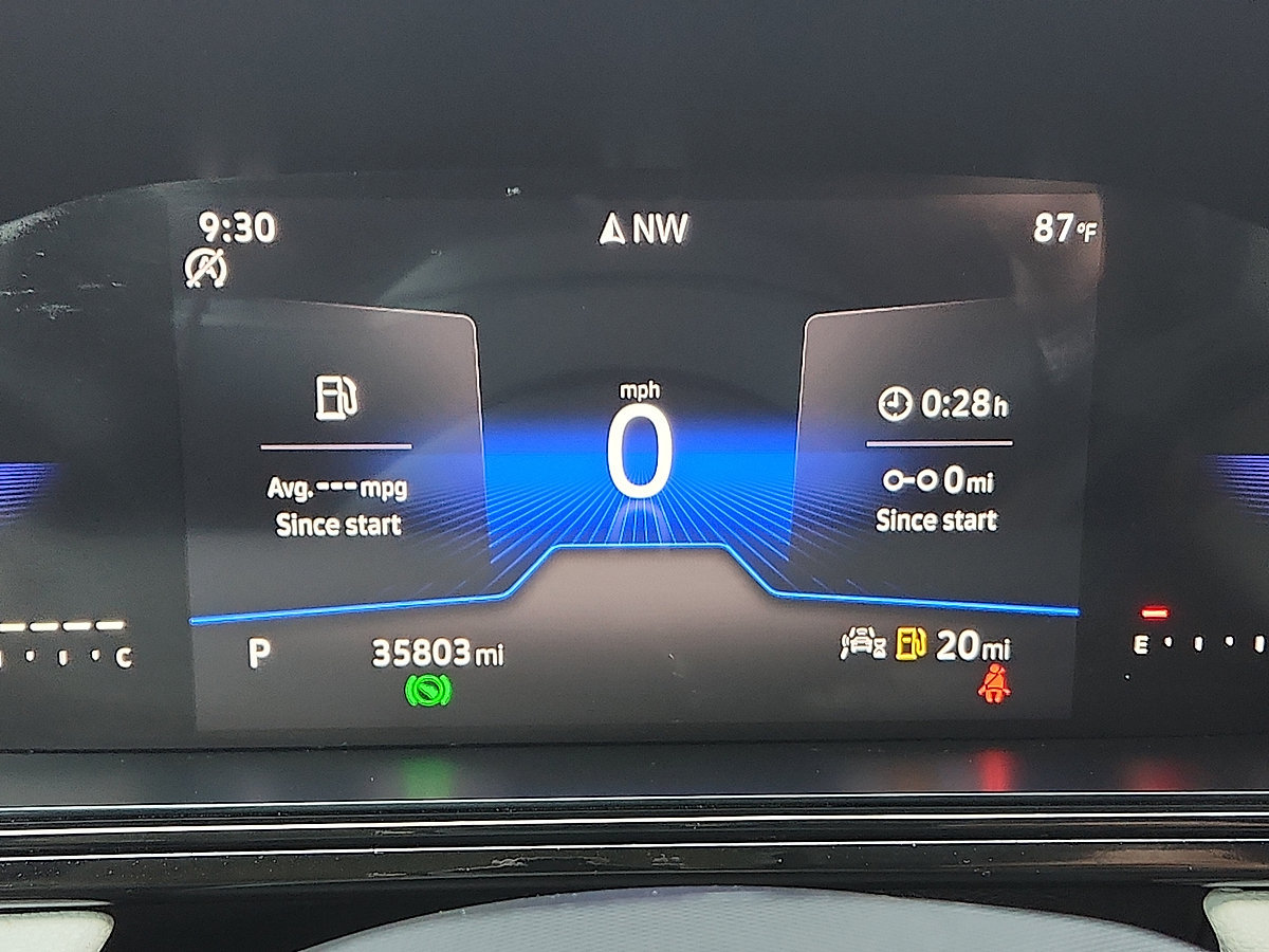 Used 2025 Volkswagen Taos S FWD image 11