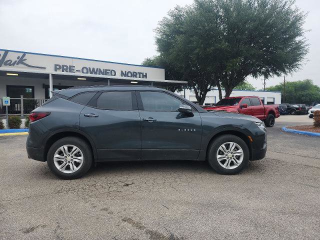 Used 2019 Chevrolet Blazer LT FWD image 2