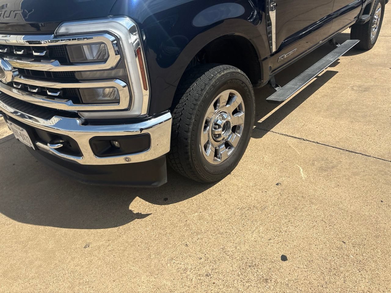 Certified 2024 Ford F250 Lariat w/ Lariat Ultimate Package AWD/4WD image 2