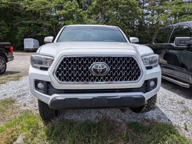 Used 2019 Toyota Tacoma TRD Off-Road w/ Technology Package AWD/4WD image 2
