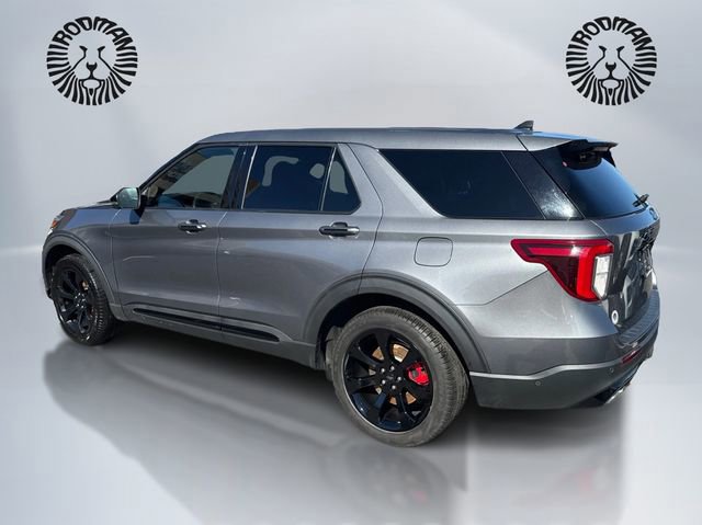 Certified 2021 Ford Explorer ST w/ ST Street Pack image 3