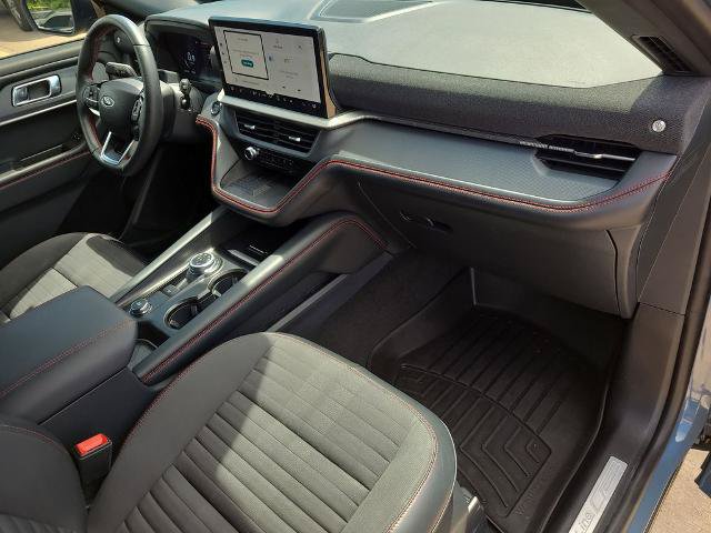 Certified 2025 Ford Explorer ST-Line w/ Premium Package RWD image 10