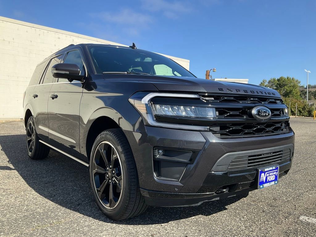 Certified 2024 Ford Expedition Limited image 15