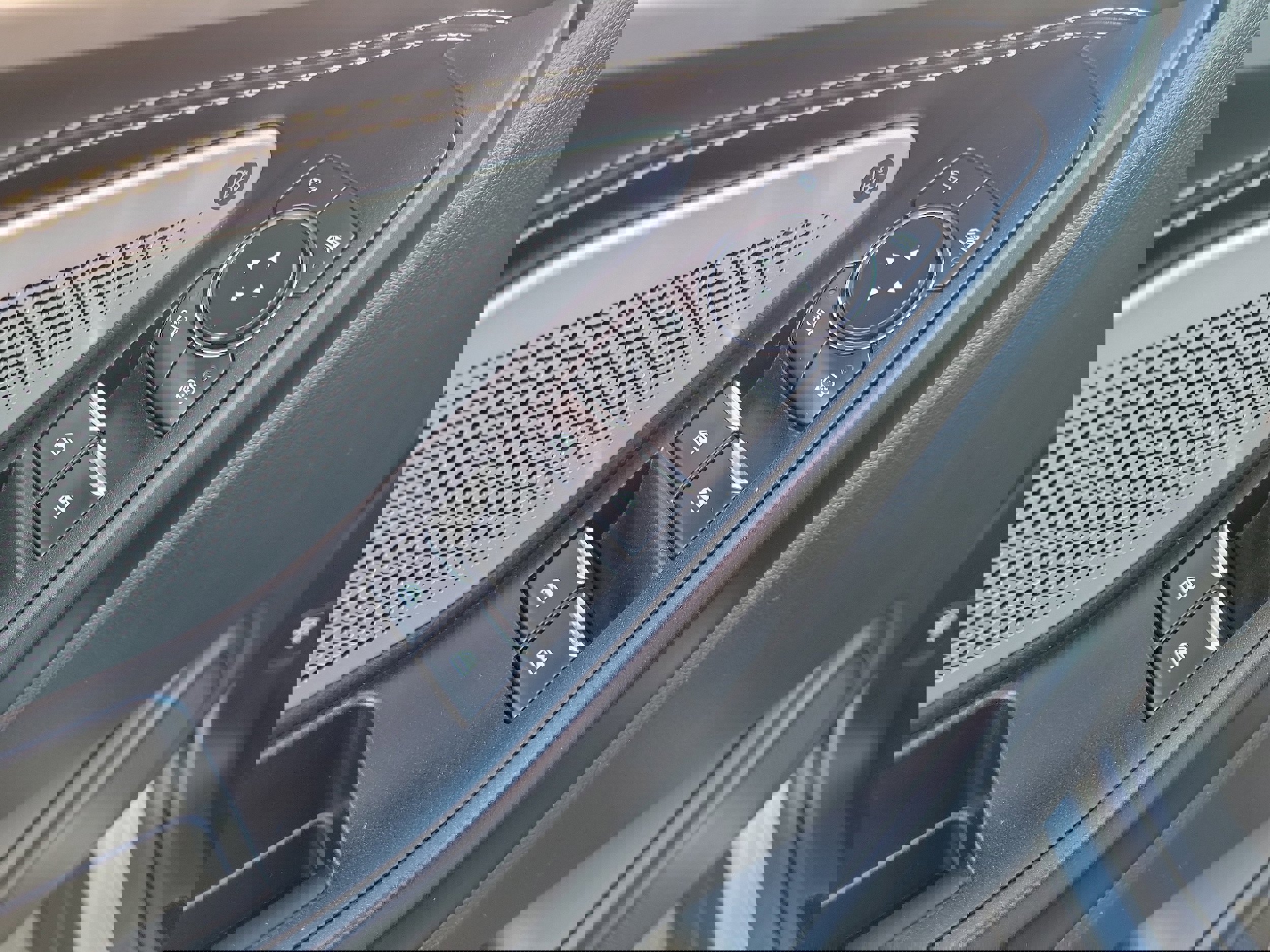 Certified 2020 Ford Explorer ST w/ Premium Technology Package image 20