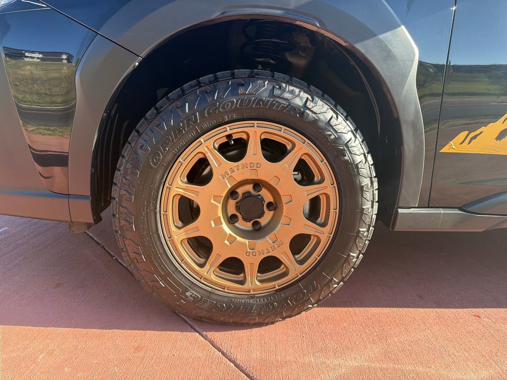 Used 2025 Subaru Outback Premium w/ Popular Package #1A AWD/4WD image 36