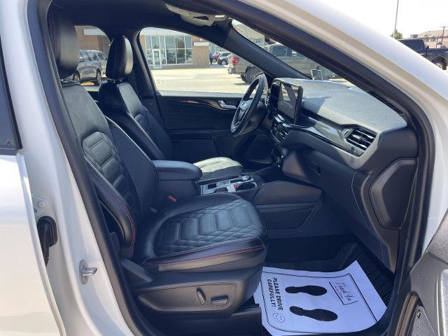 Certified 2023 Ford Escape ST-Line Elite w/ Premium Technology Package AWD/4WD image 18