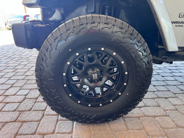 Used 2017 Jeep Wrangler Unlimited Rubicon AWD/4WD image 20