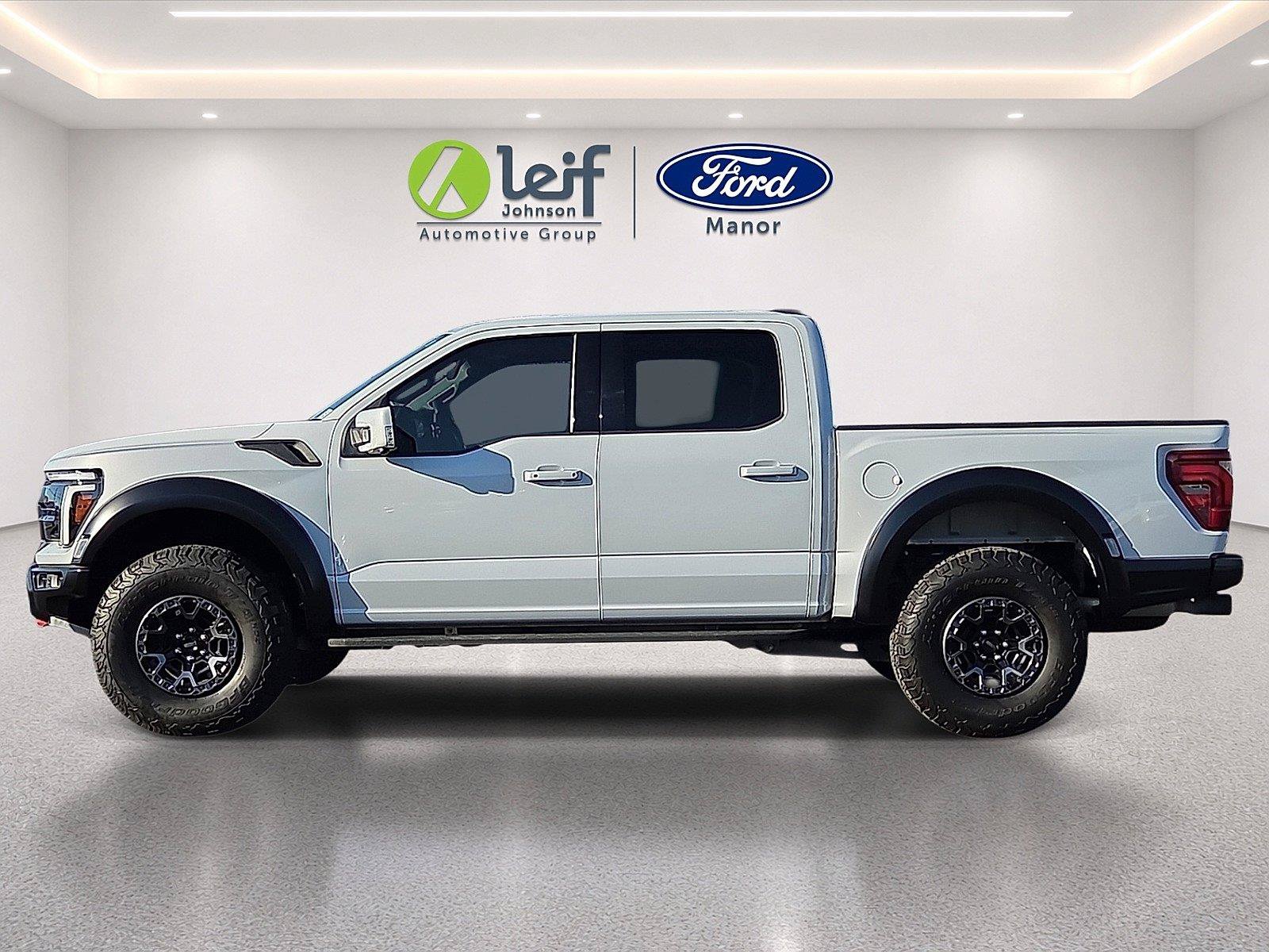 Certified 2025 Ford F150 Raptor w/ Equipment Group 803A Raptor R AWD/4WD image 4