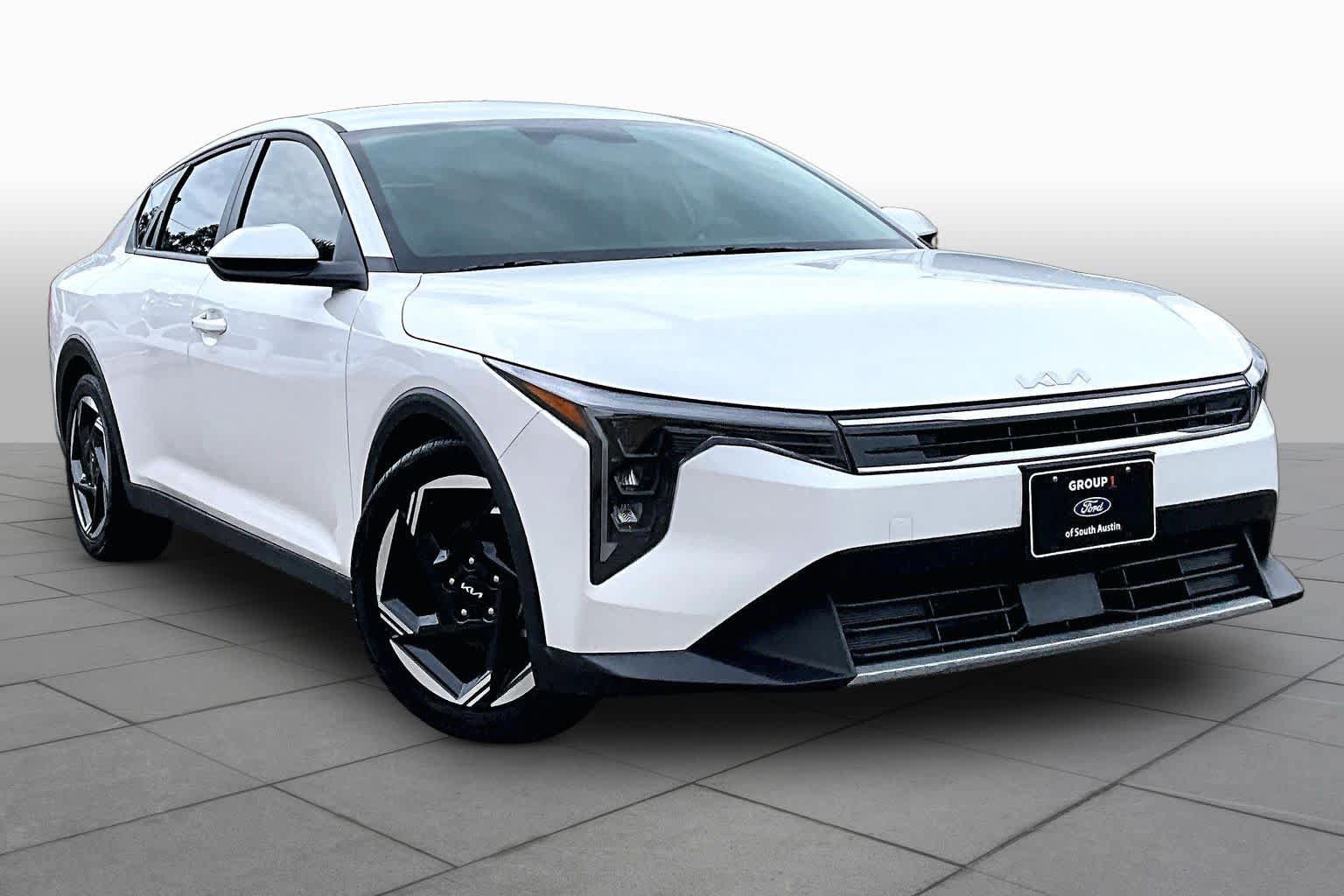Used 2025 Kia K4 GT-Line Turbo FWD image 3