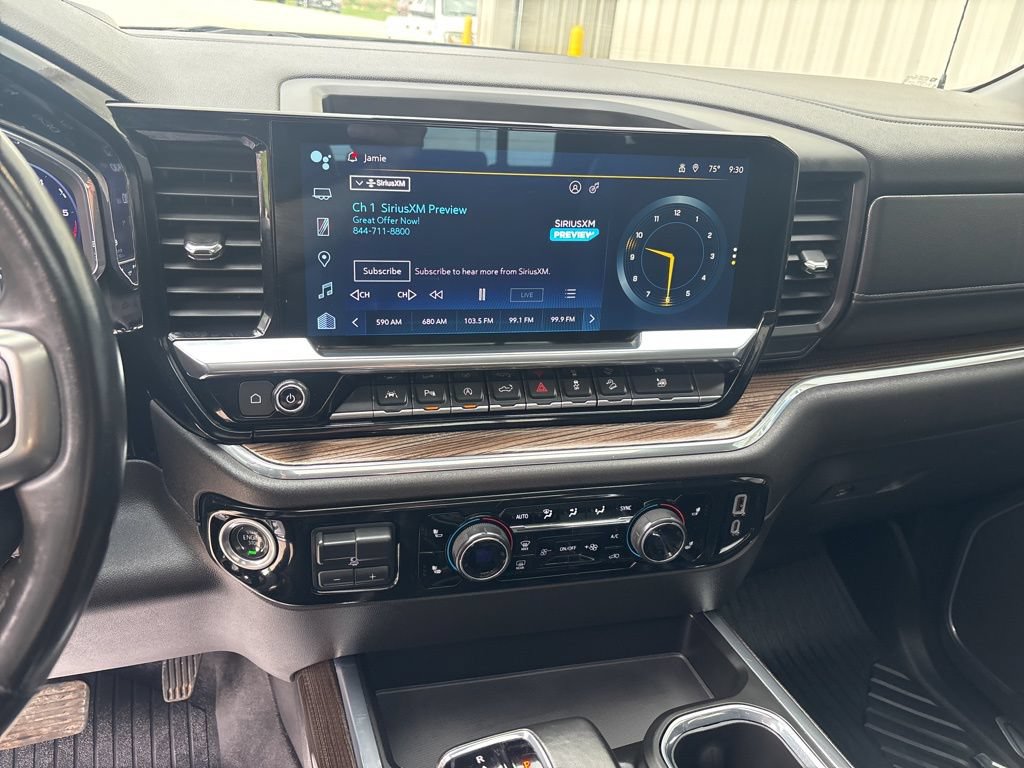 Used 2024 Chevrolet Silverado 1500 RST AWD/4WD image 19