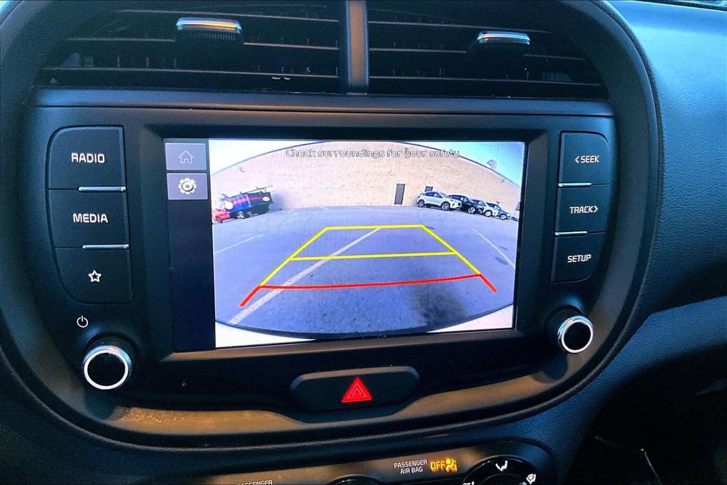 Used 2023 Kia Soul LX w/ LX Technology Package image 20