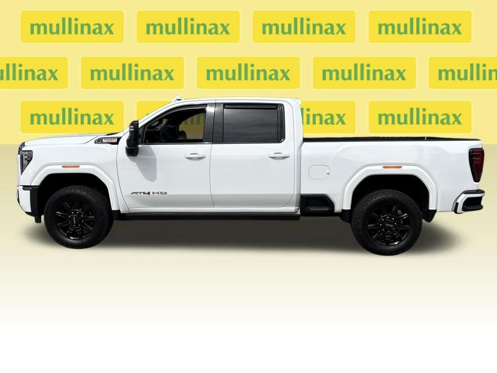 Used 2025 GMC Sierra 2500 AT4 w/ AT4 Premium Plus Package image 5
