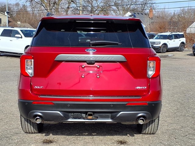 Certified 2023 Ford Explorer XLT w/ Equipment Group 202A image 2