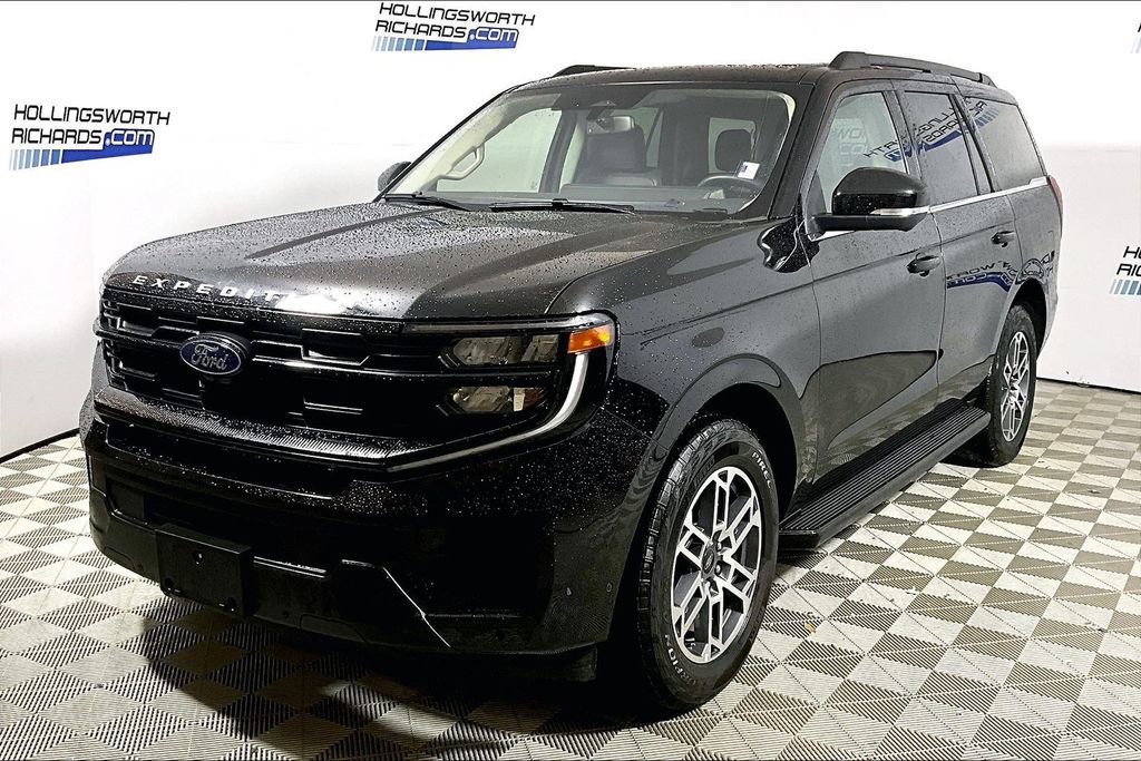 Certified 2025 Ford Expedition Active