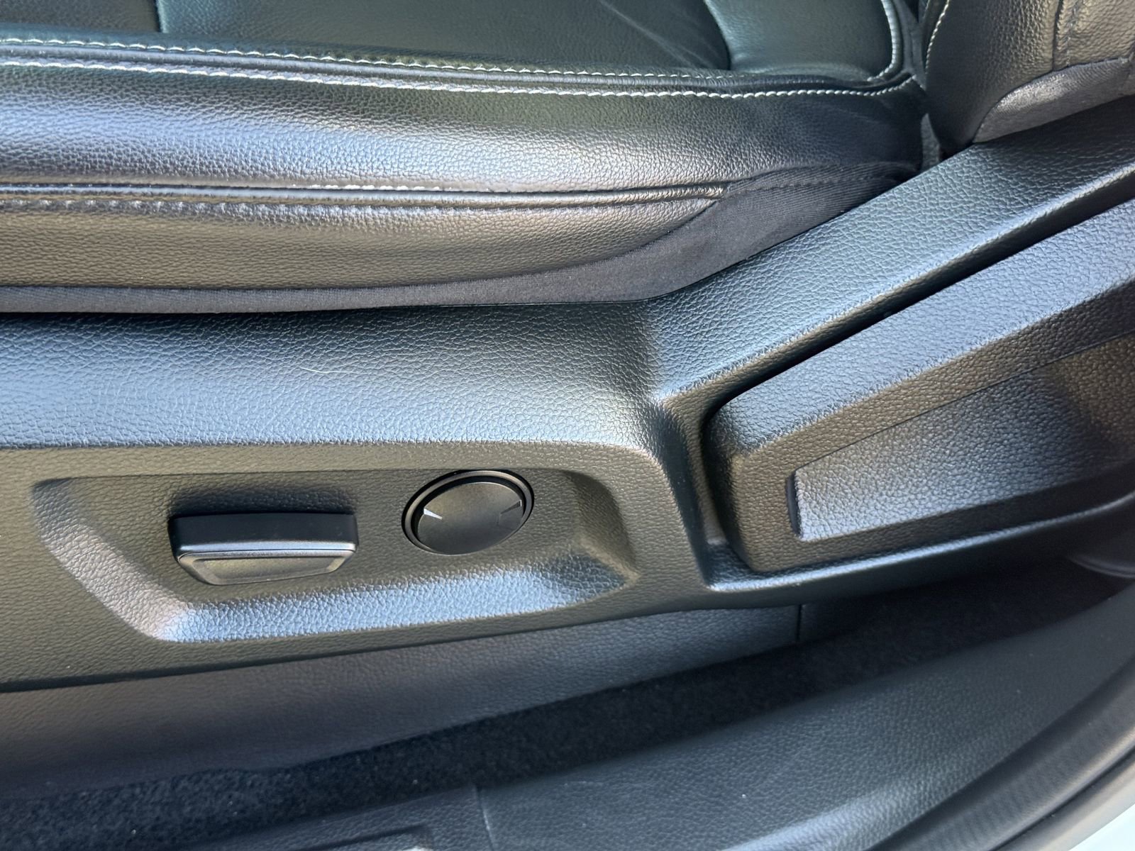 Certified 2022 Ford Ranger Lariat w/ Equipment Group 501A High image 19