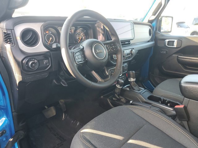 Used 2024 Jeep Wrangler Willys image 11