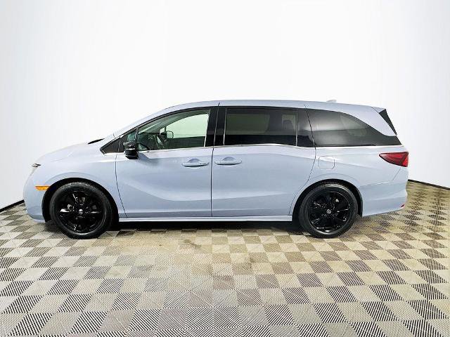 Used 2024 Honda Odyssey Sport image 2