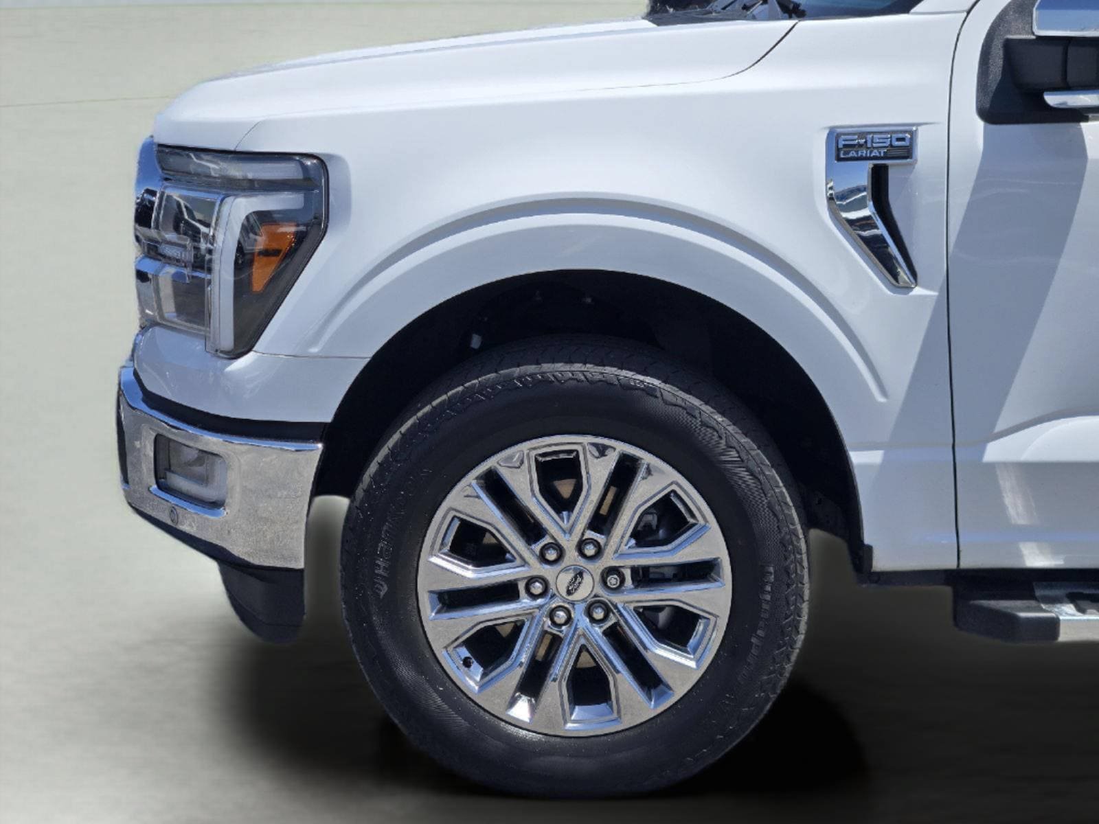 Certified 2024 Ford F150 Lariat AWD/4WD image 9