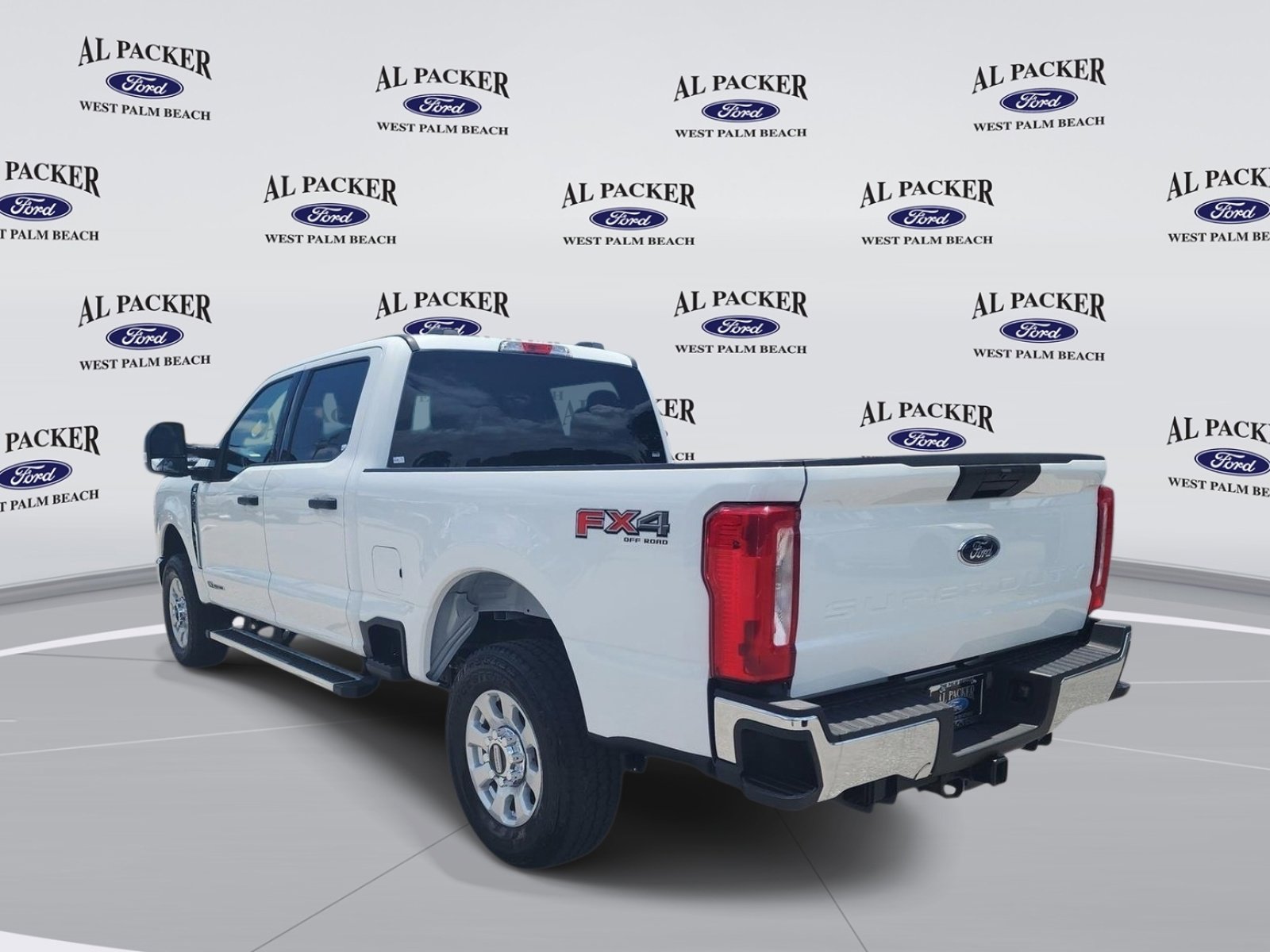 Certified 2024 Ford F250 XLT w/ FX4 Off-Road Package AWD/4WD image 4