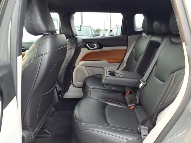 Used 2023 Jeep Compass Limited AWD/4WD image 11