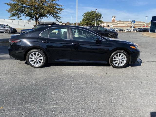 Used 2023 Toyota Camry LE image 6