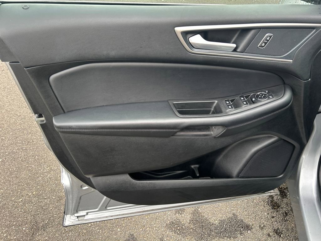 Certified 2024 Ford Edge SEL image 17