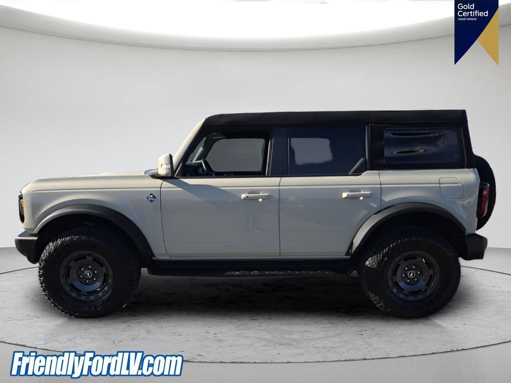 Certified 2025 Ford Bronco Outer Banks w/ Sasquatch Package AWD/4WD image 3