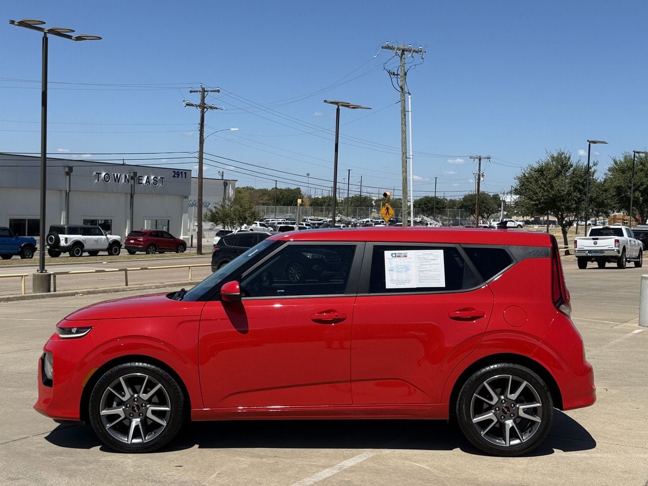 Used 2022 Kia Soul Turbo FWD image 3